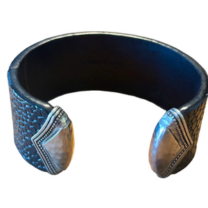 Silpada B3222 “Sting Ray” Cuff Bracelet Genuine Leather and Sterling Silver